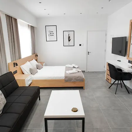 Kition Jacuzzi In Finikoudes Apartmán